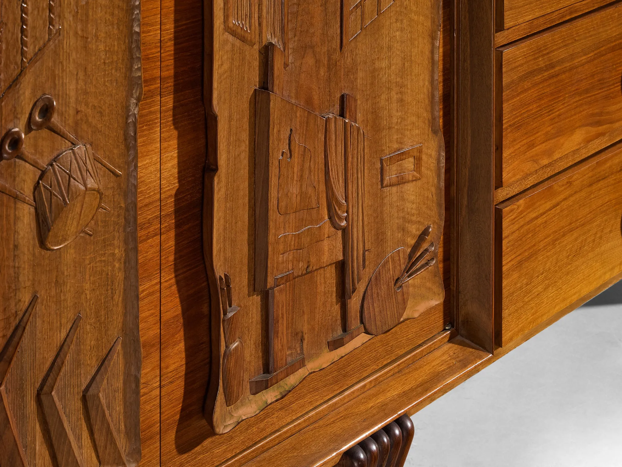 1940s Italian Sideboard in Walnut with Decorative Carvings by Artisan Maker