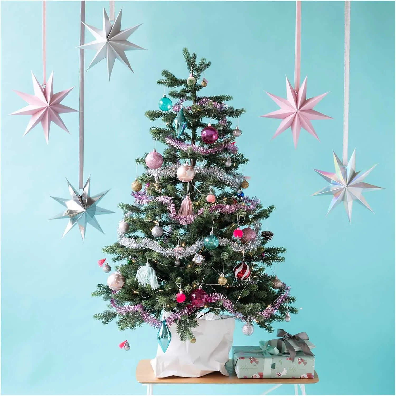 28cm Scandinavian Star Decoration - Matte White