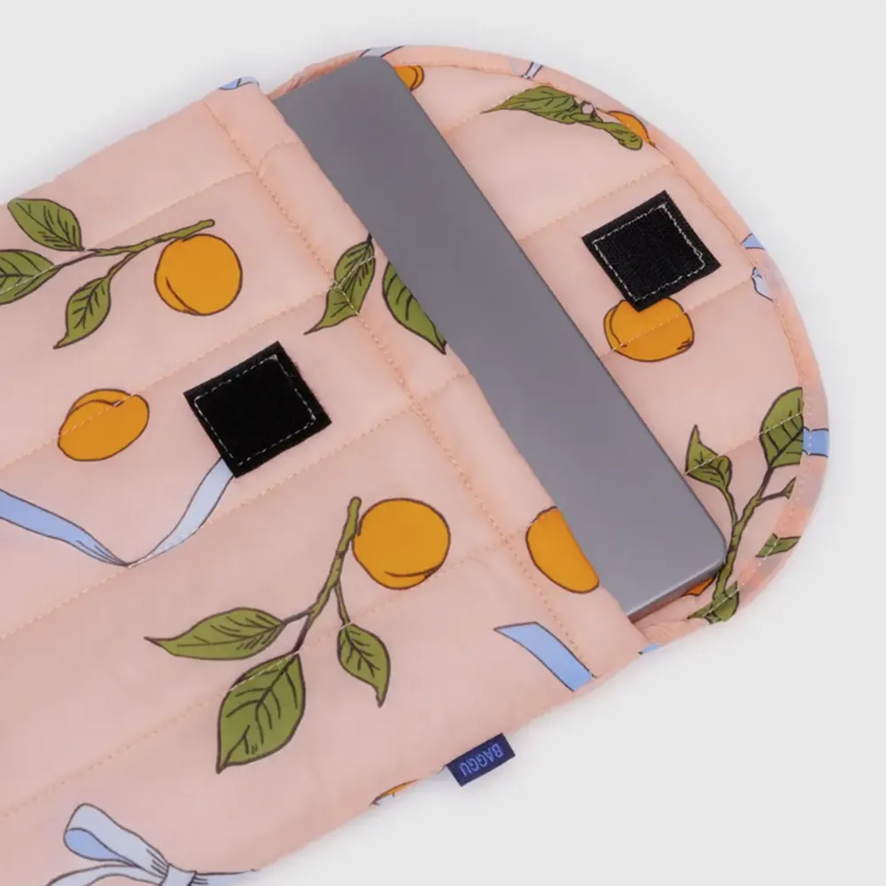 Baggu Puffy Laptop Sleeve 13/14 inch Apricots & Ribbons