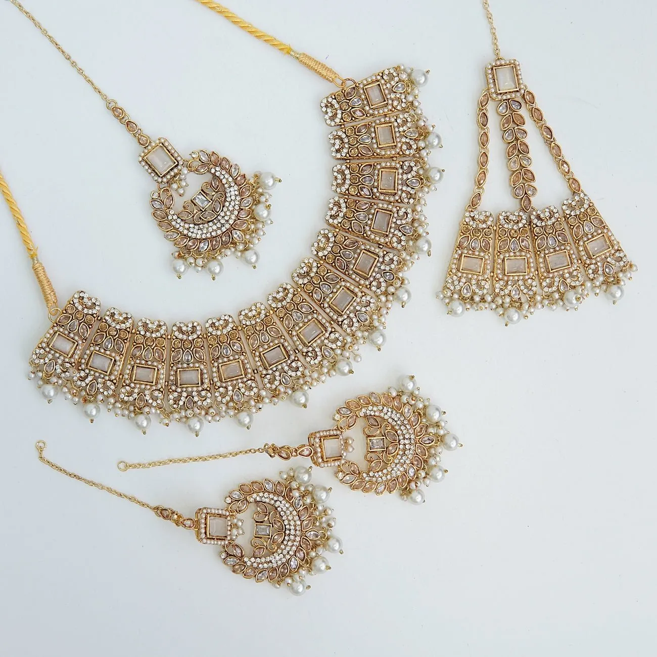 Blissful Bloom Turkish Set