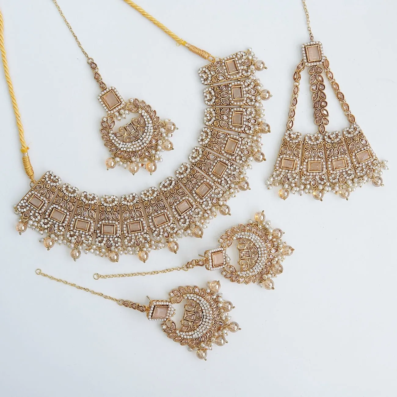 Blissful Bloom Turkish Set