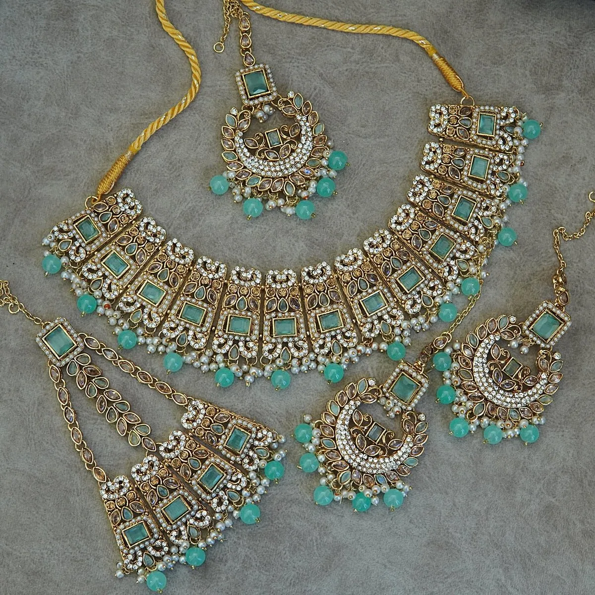 Blissful Bloom Turkish Set