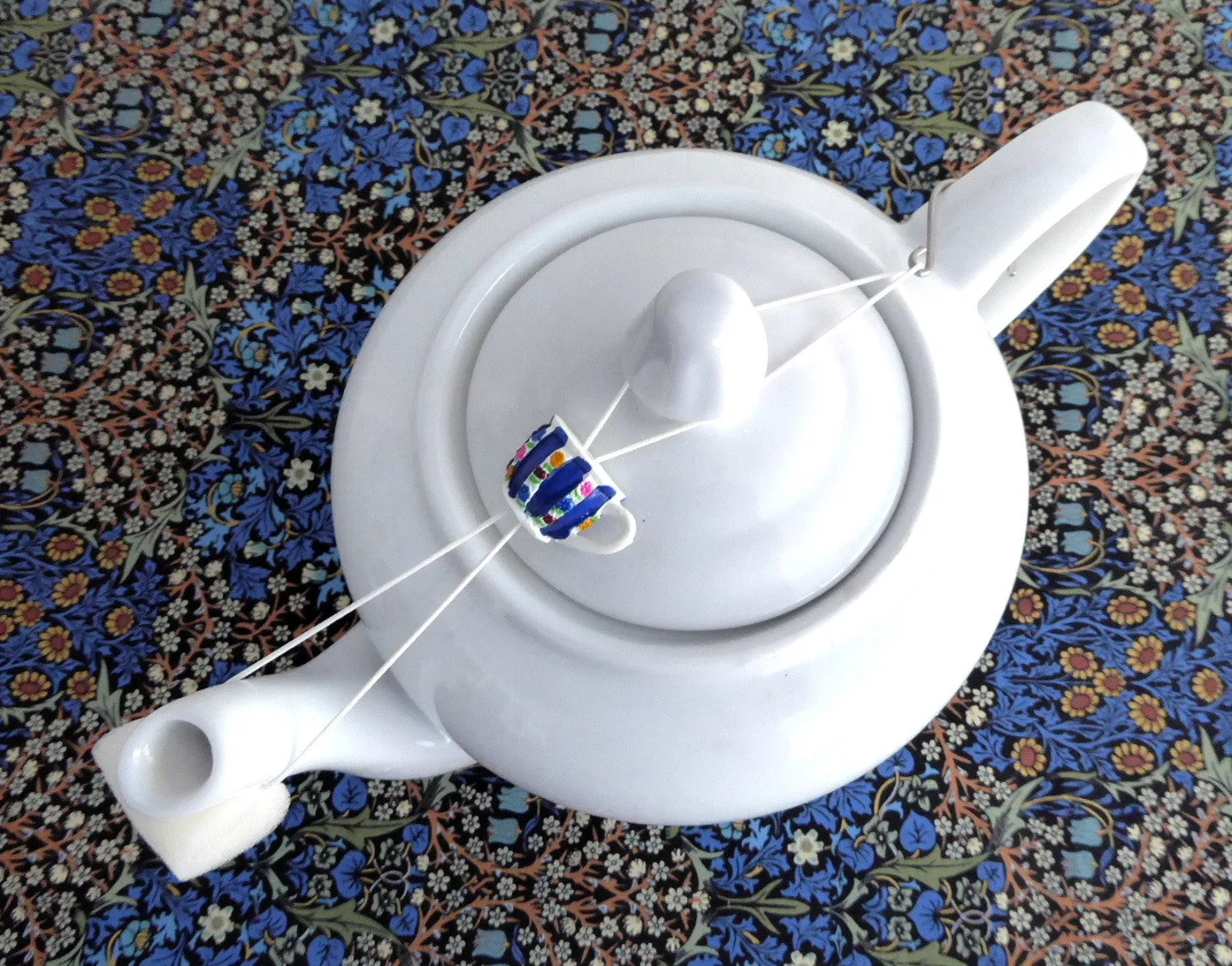 Blue Striped Teacup Teapot Drip Catcher Resin Floral Drip Stopper Sponge Hook