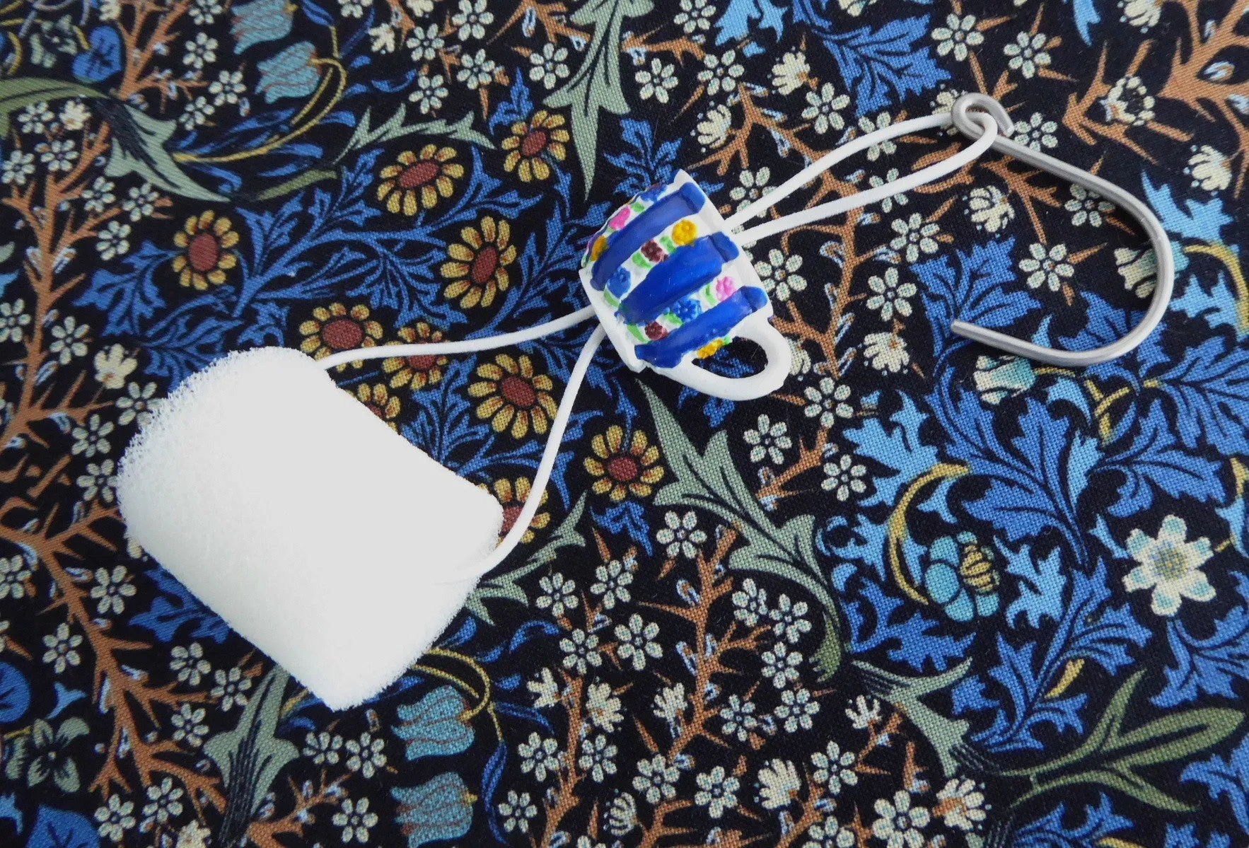 Blue Striped Teacup Teapot Drip Catcher Resin Floral Drip Stopper Sponge Hook