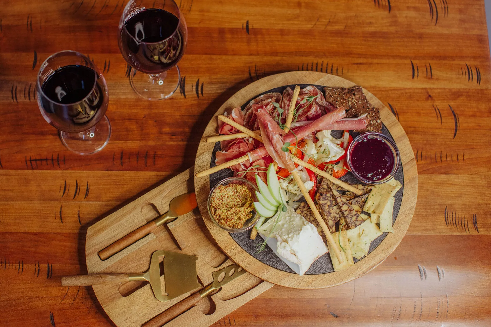 Boston Red Sox - Insignia Acacia and Slate Serving Board with Cheese Tools