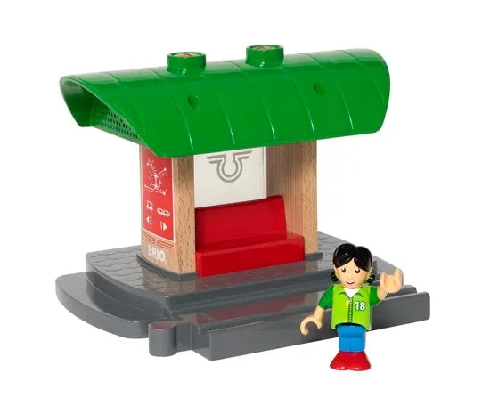 BRIO Record & Play Train Platform With Sound And Light 3yrs 