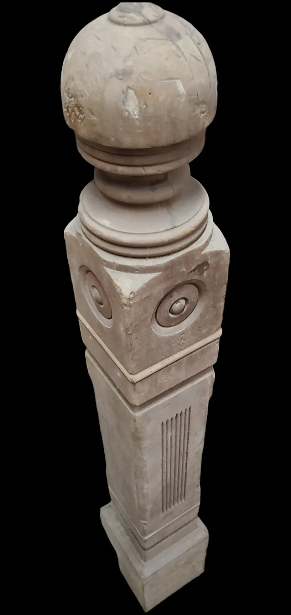 Carved Bullseye Newel Post GAM0264