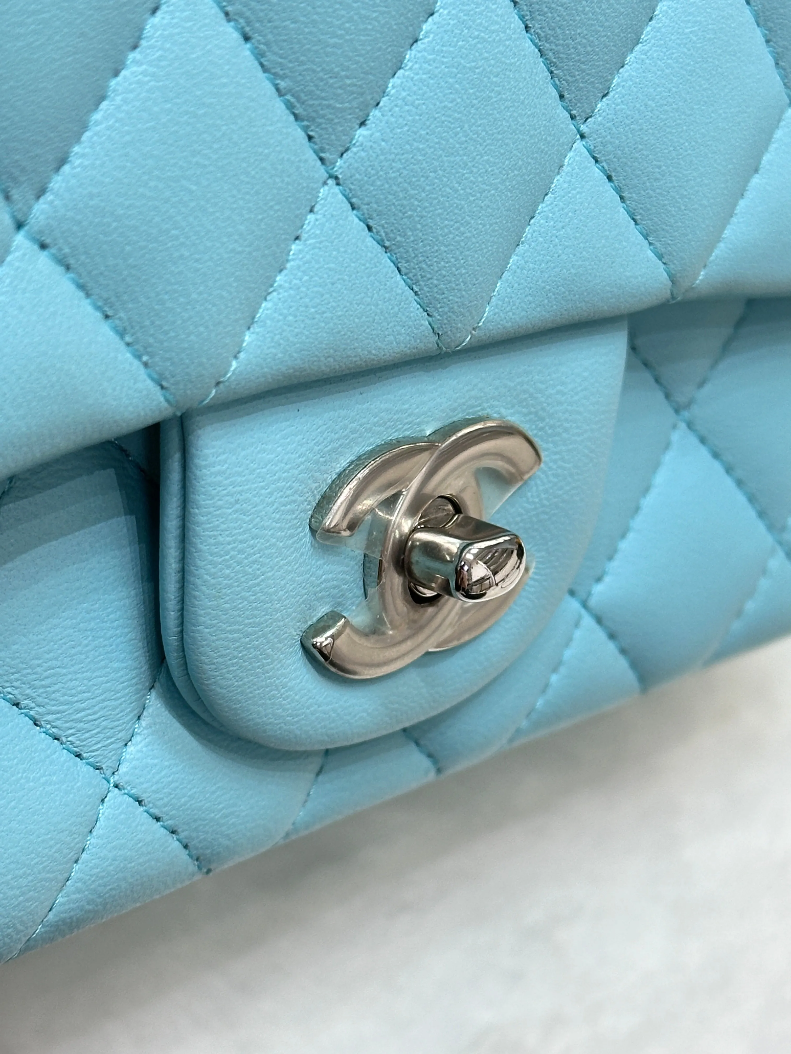 CHANEL 19C Tiffany Lambskin Quilted Mini Rectangular Flap Neon Blue