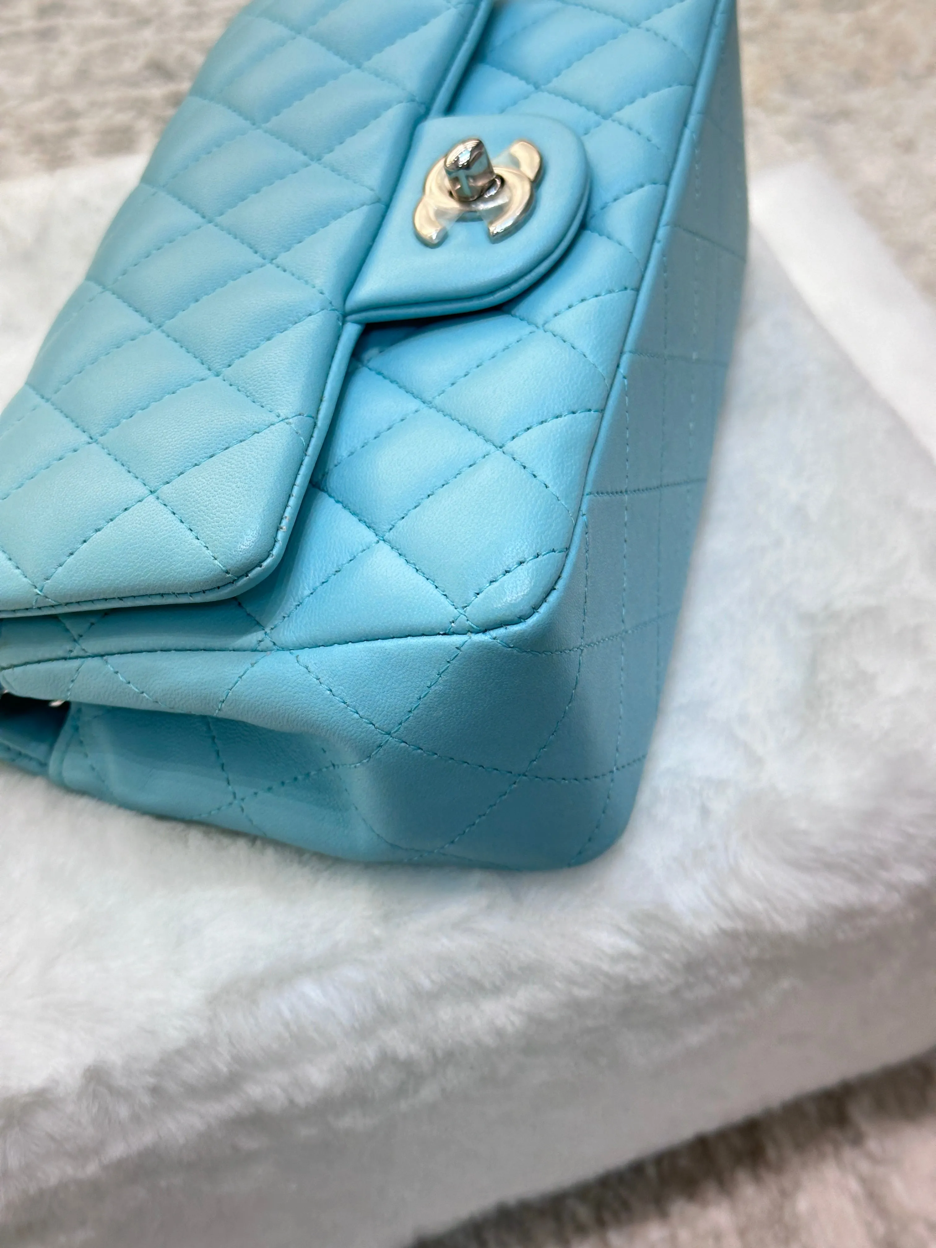 CHANEL 19C Tiffany Lambskin Quilted Mini Rectangular Flap Neon Blue