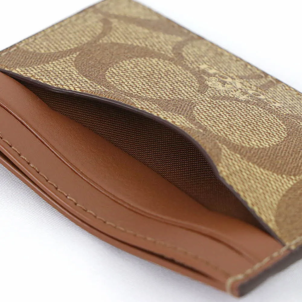 C.O.A.C.H Cardholder