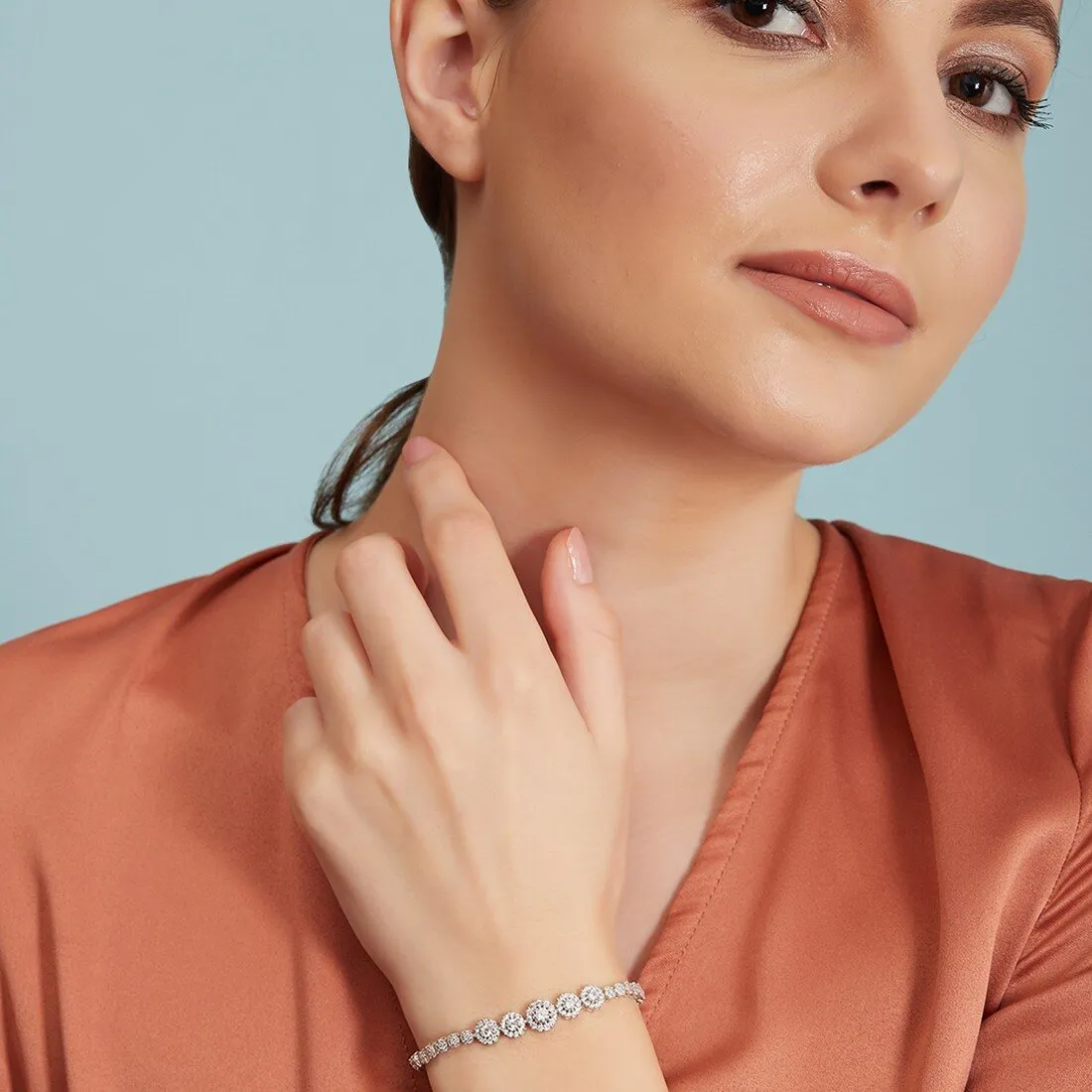 Dazzling Adjustable 925 Silver Bracelet