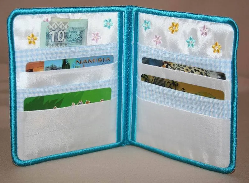 Flower Bonnet Wallet