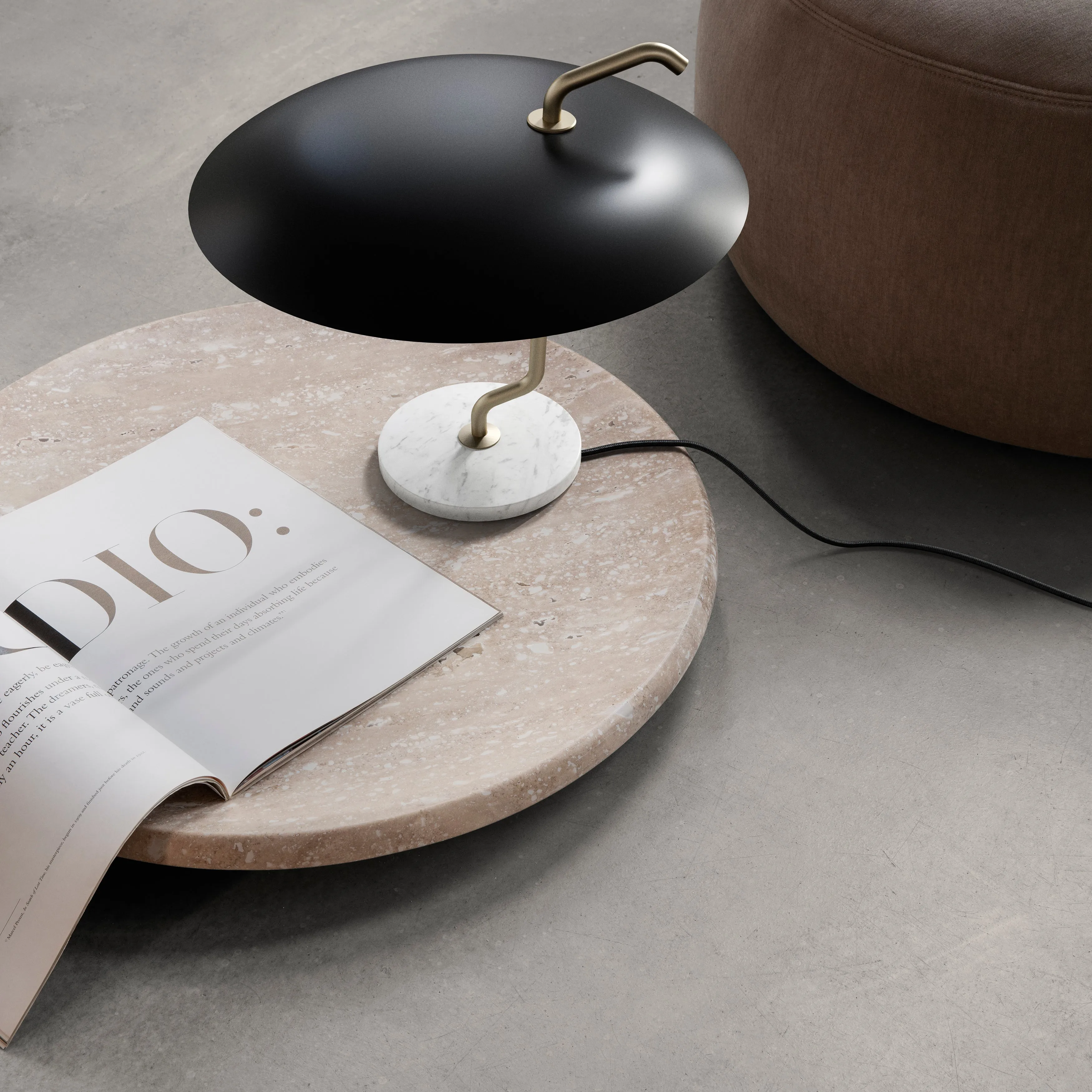 Model 537 Table Lamp
