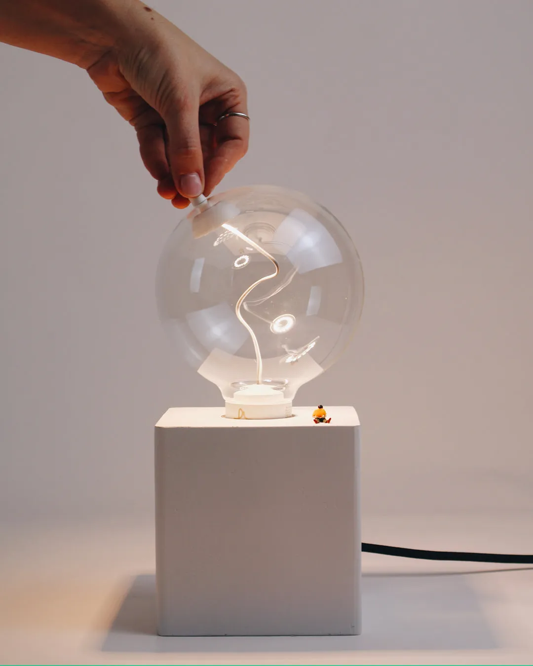 "Read and shine" Lamp