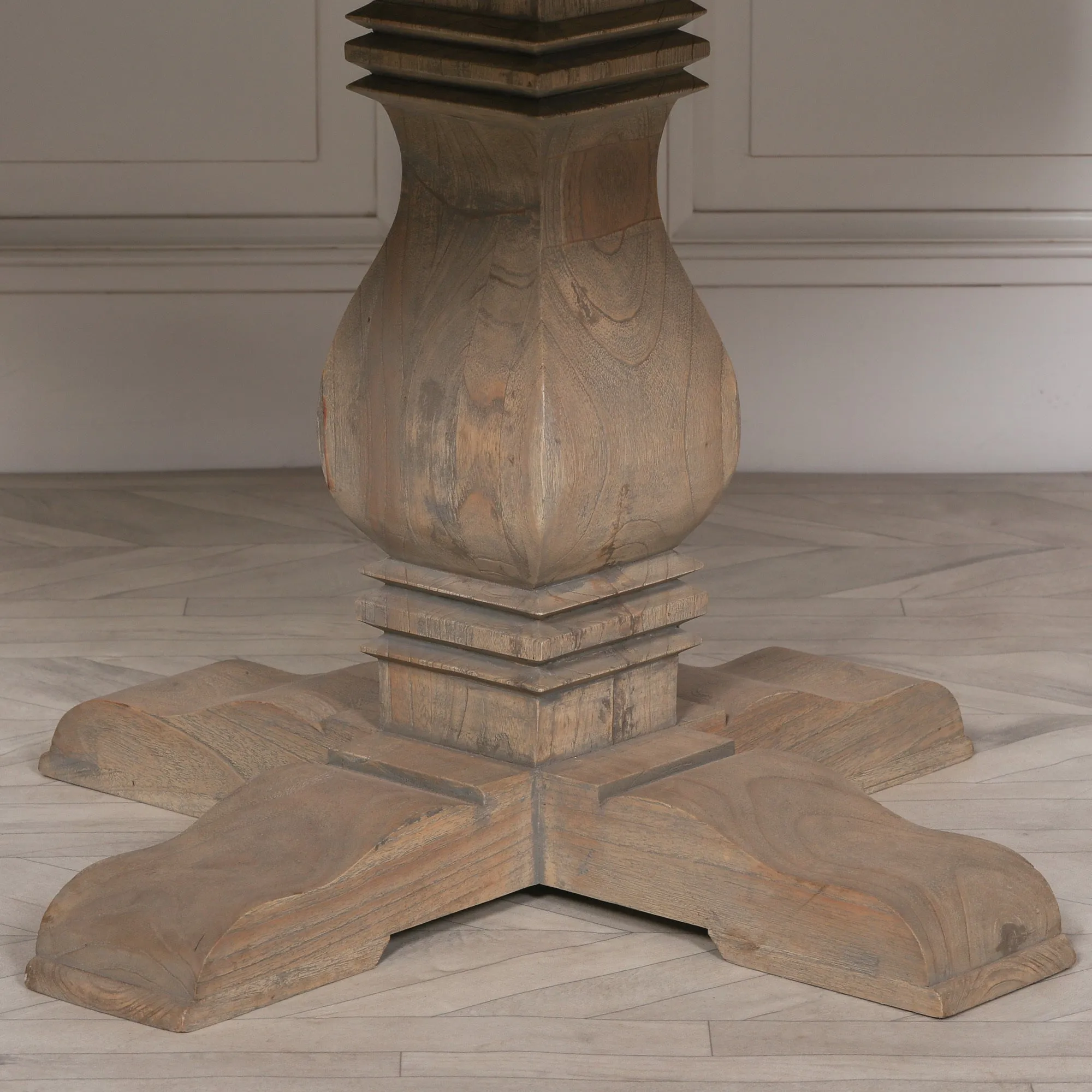 Rustic Wooden Round Pedestal Dining Table 151cm