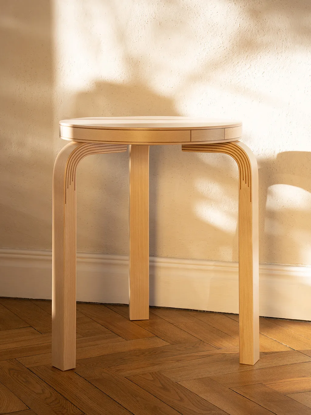 Stool 60 Kontrasti