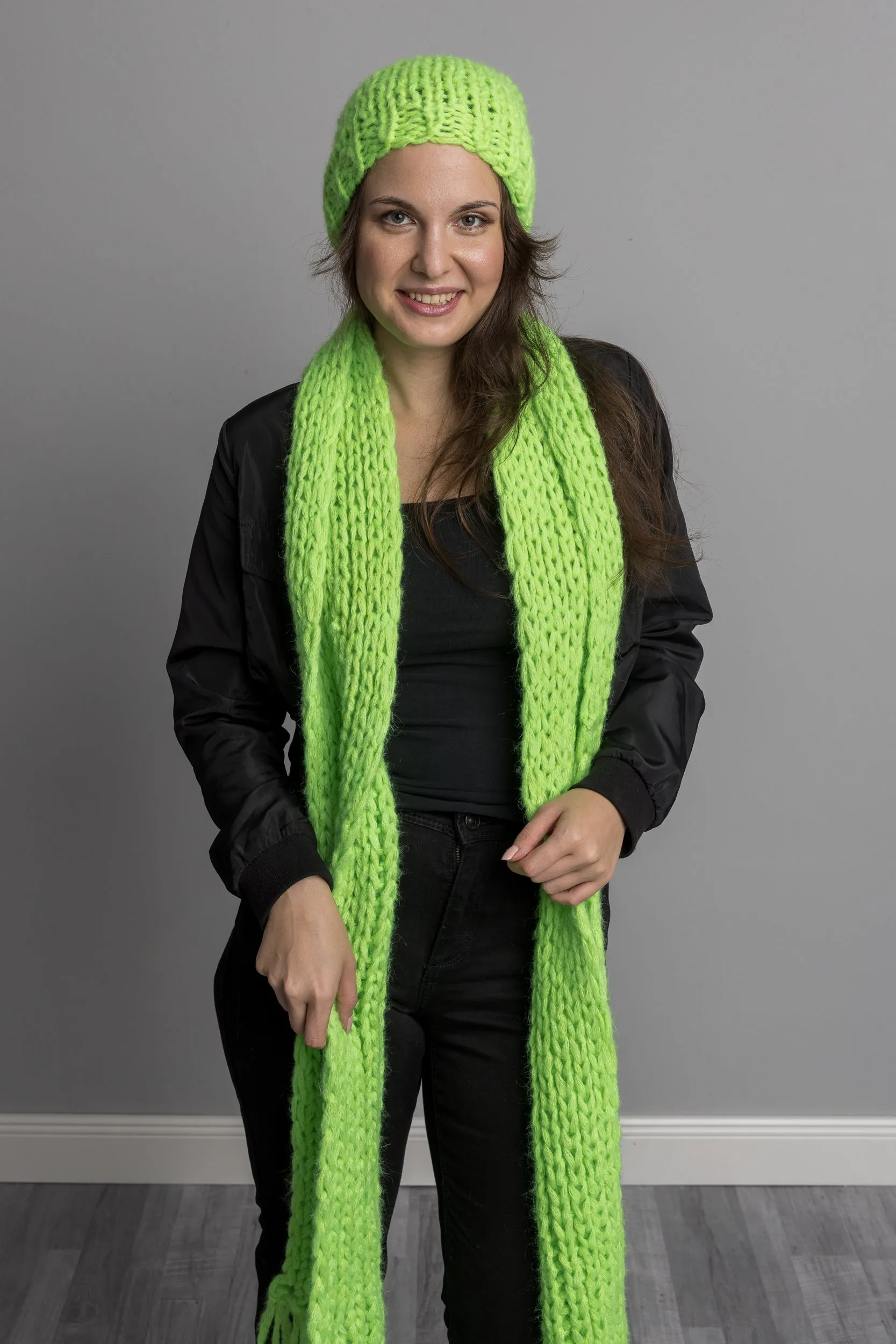 STRICBOX: für Schal & Mütze in neon Farben mit Ingenious Big von KATIA