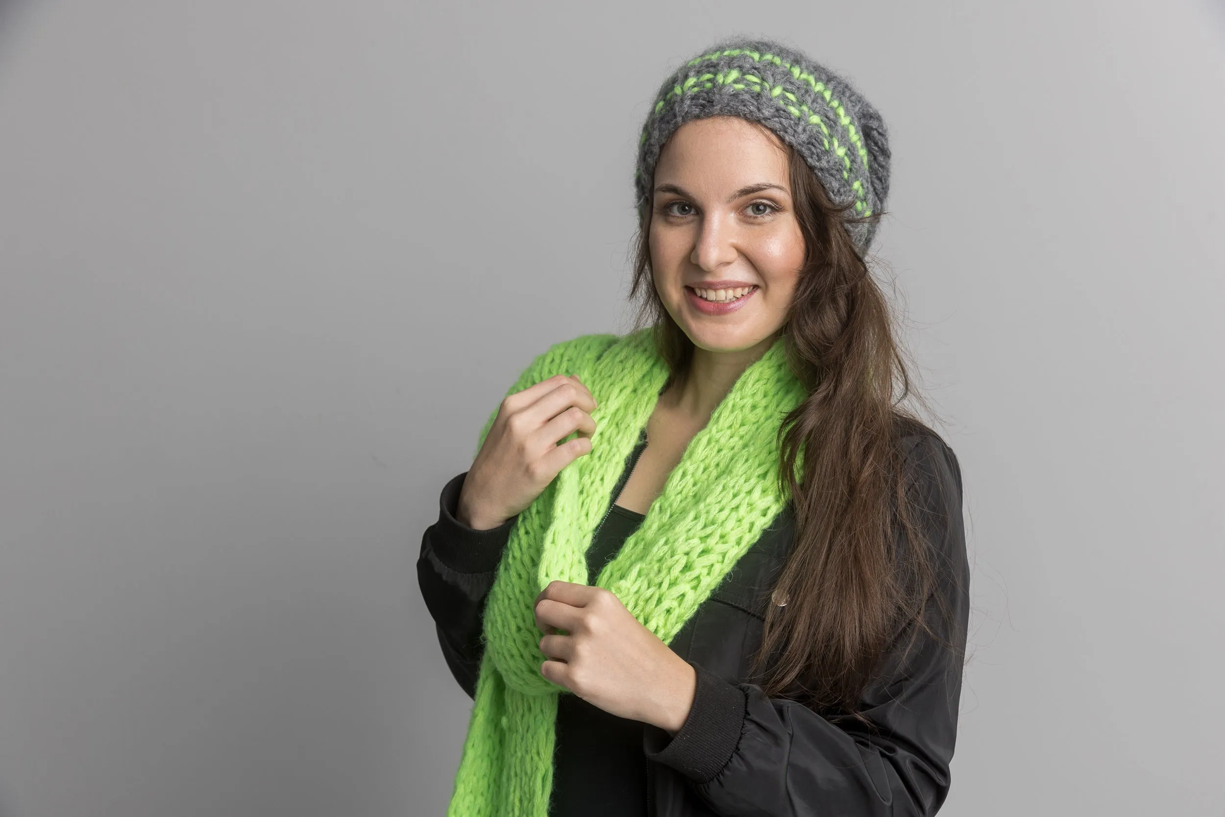 STRICBOX: für Schal & Mütze in neon Farben mit Ingenious Big von KATIA