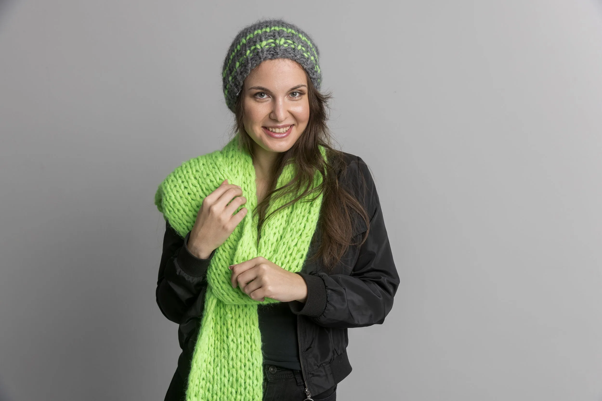 STRICBOX: für Schal & Mütze in neon Farben mit Ingenious Big von KATIA