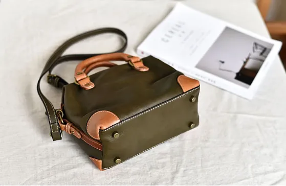 YAAGLE Women Soft Real Leather Contrast Color Top-Handle Shell Bag YG1781020